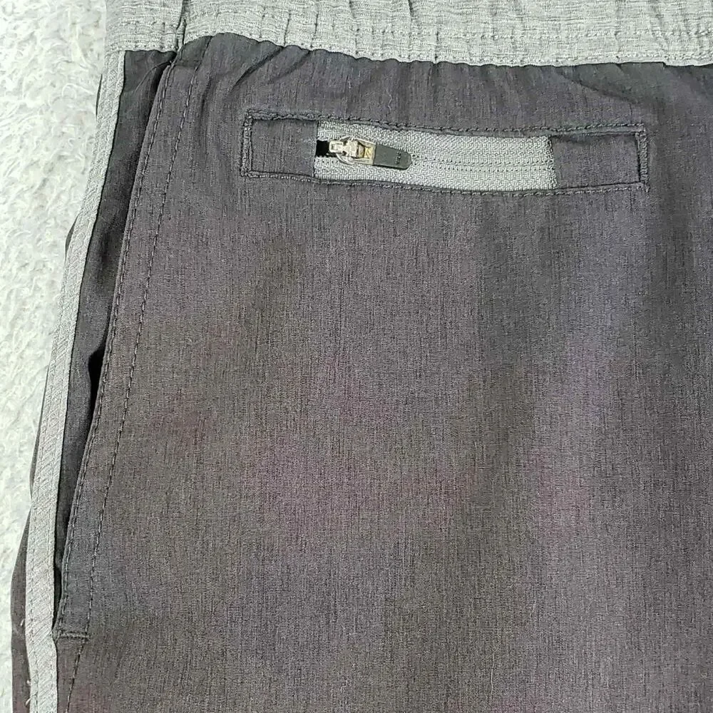 Vuori Shorts Gray Banks Elastic Waist Back Zip Pocket Men’s Size 38 ?
